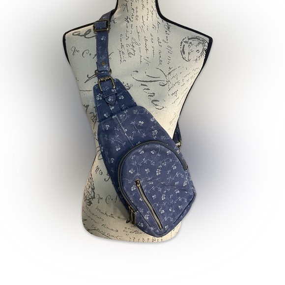 Sundance Handbags - Sundance Purse